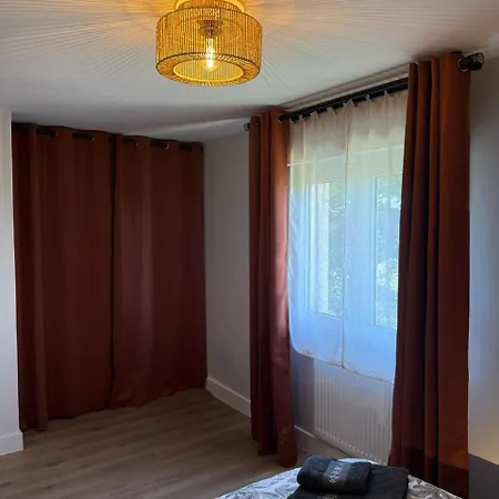 בית נופש Maison Avec Jardin 6 Couchages & Parking Gratuit A Proximite Du Futuroscope *