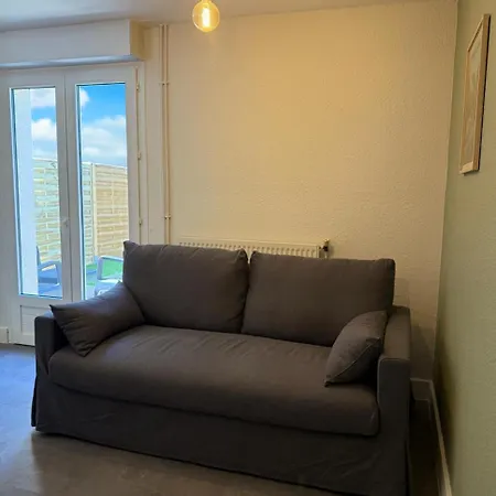 Maison Avec Jardin 6 Couchages & Parking Gratuit A Proximite Du Futuroscope בית נופש ז'ונה-קלה