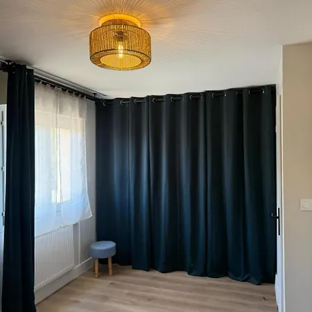 Maison Avec Jardin 6 Couchages & Parking Gratuit A Proximite Du Futuroscope Prázdninový dům